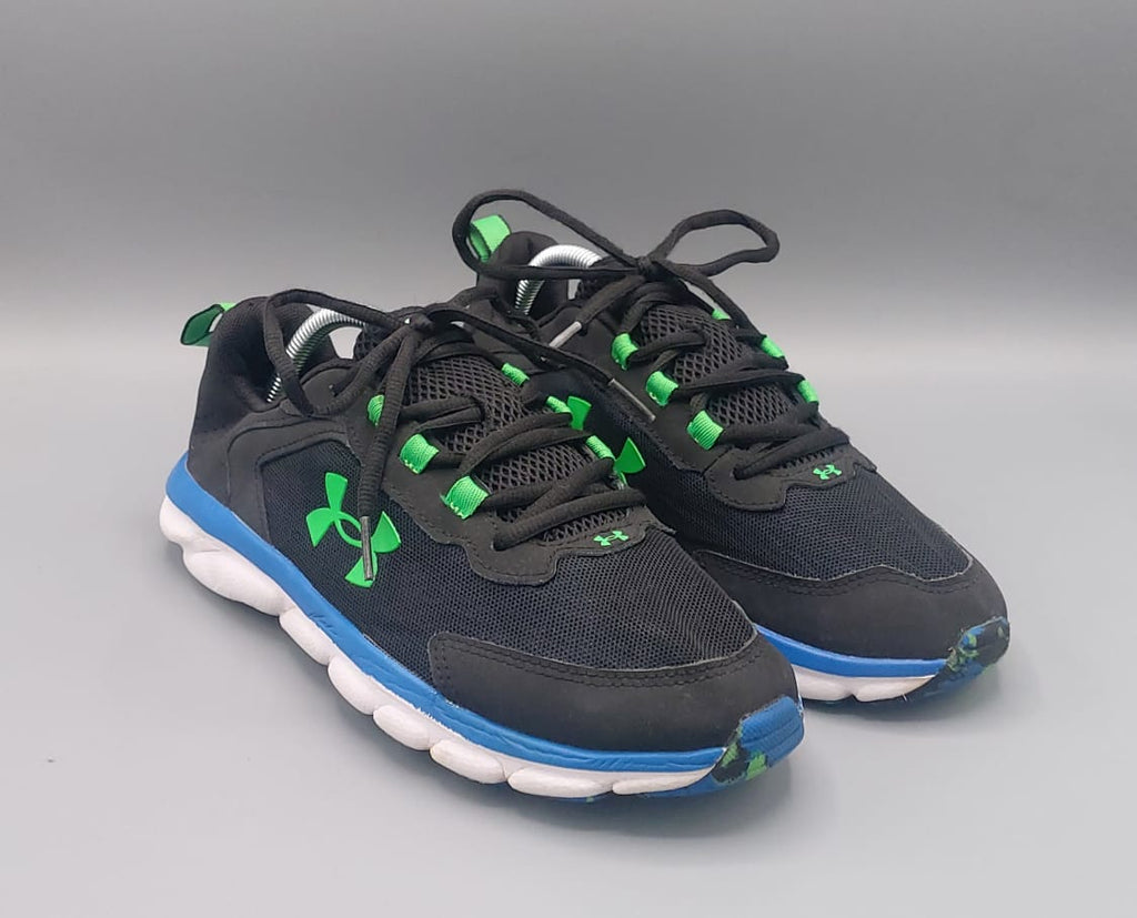 Under Armour Assert shoes, US 7 UK 6 EUR 40, excellent condition lightweight running footwear.