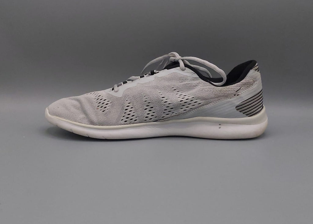 C9 Champion men’s shoes, US 12 UK 11 EUR 45.5, very good condition lightweight casual footwear.