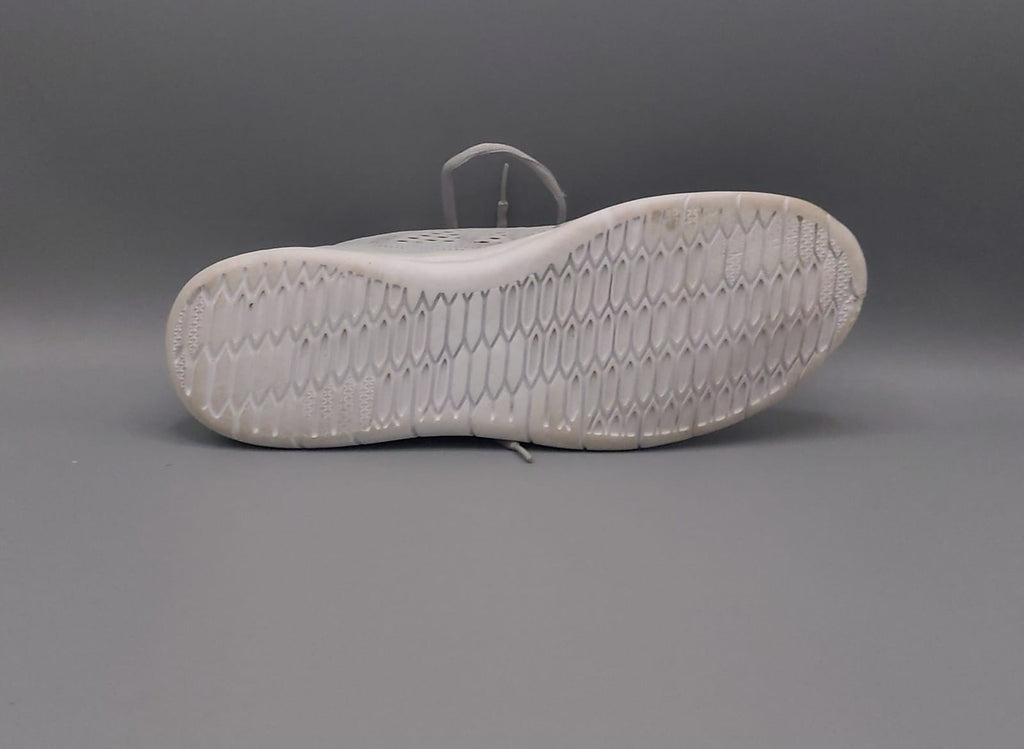 C9 Champion men’s shoes, US 12 UK 11 EUR 45.5, very good condition lightweight casual footwear.