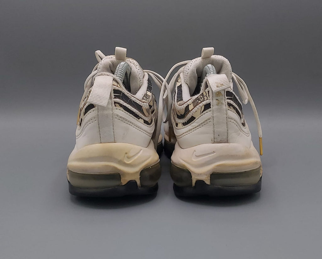 Nike Air Max 97 SE sneakers, US 9 UK 6.5 EUR 40.5, excellent condition cushioned stylish footwear.