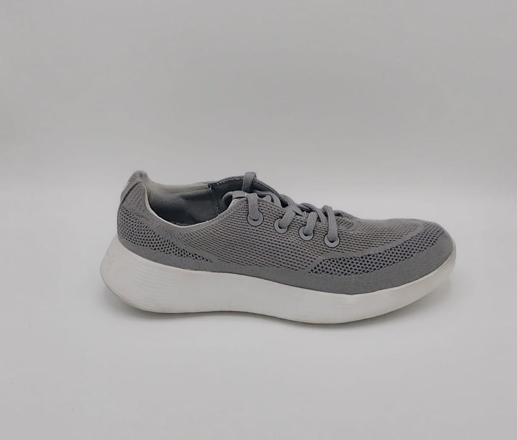 Allbirds Tree Runner shoes, UK 9.5–10, excellent condition lightweight eco-friendly casual footwear.