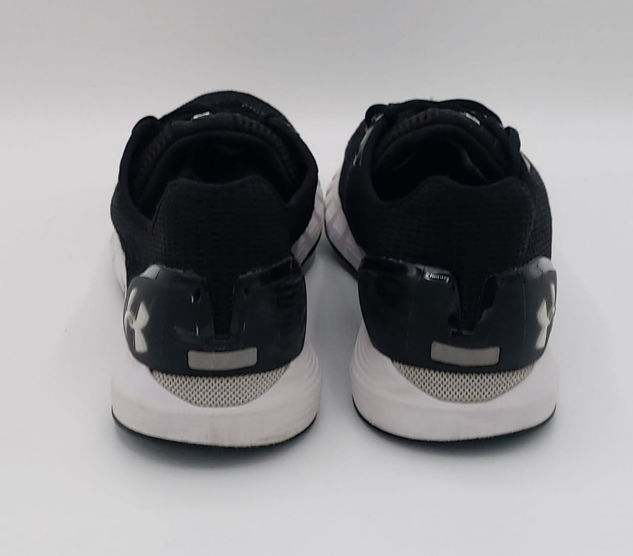 Under Armour HOVR Sonic shoes, US 10.5 UK 9.5, excellent condition cushioned running footwear.