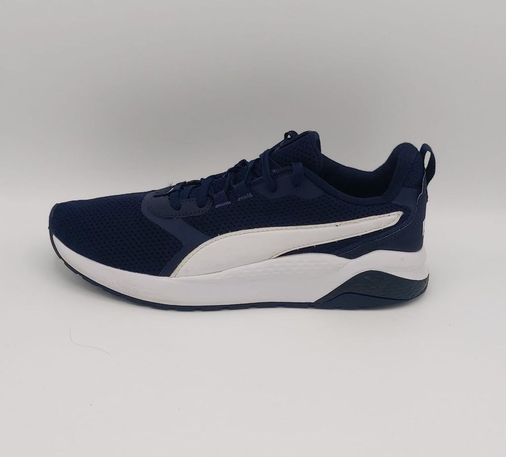 Puma SoftFoam sneakers, US 11 UK 10, premium condition lightweight cushioned casual footwear.