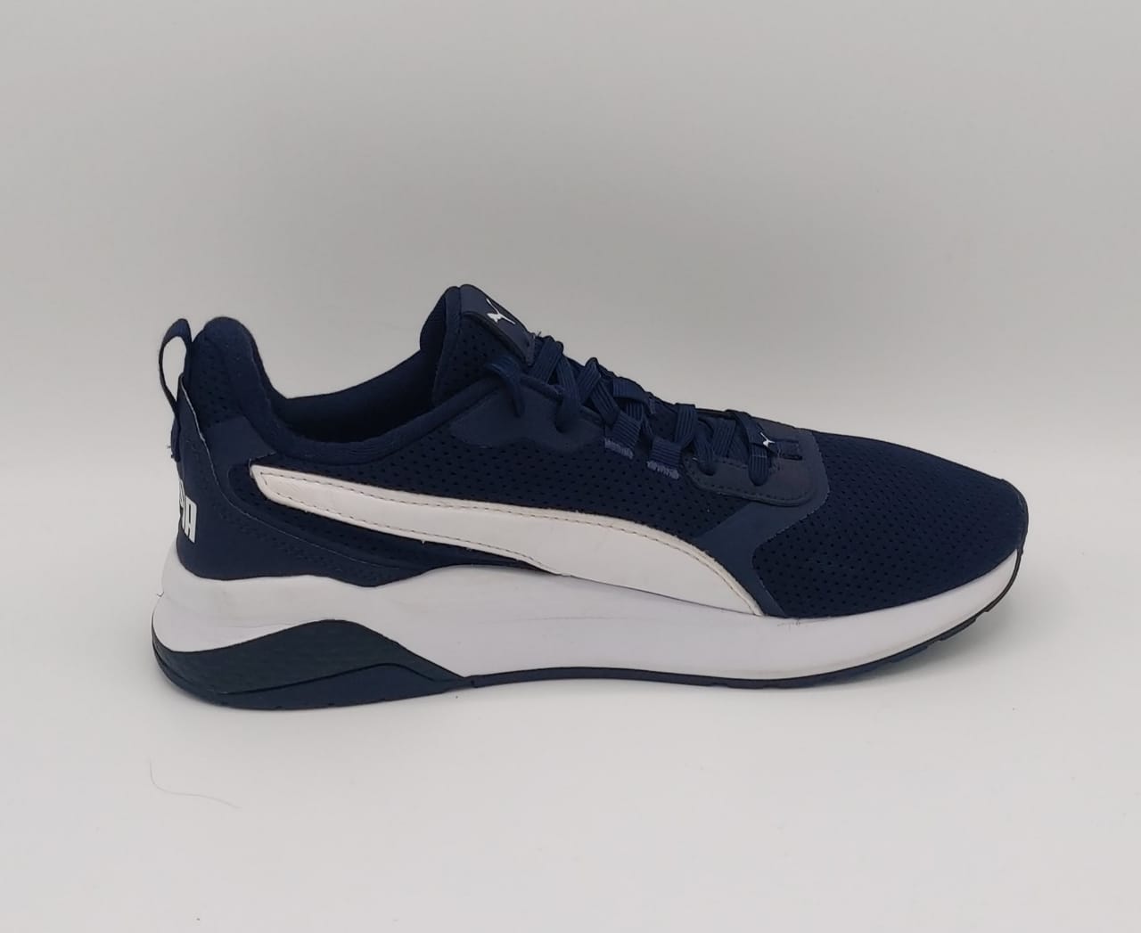 Puma SoftFoam sneakers, US 11 UK 10, premium condition lightweight cushioned casual footwear.