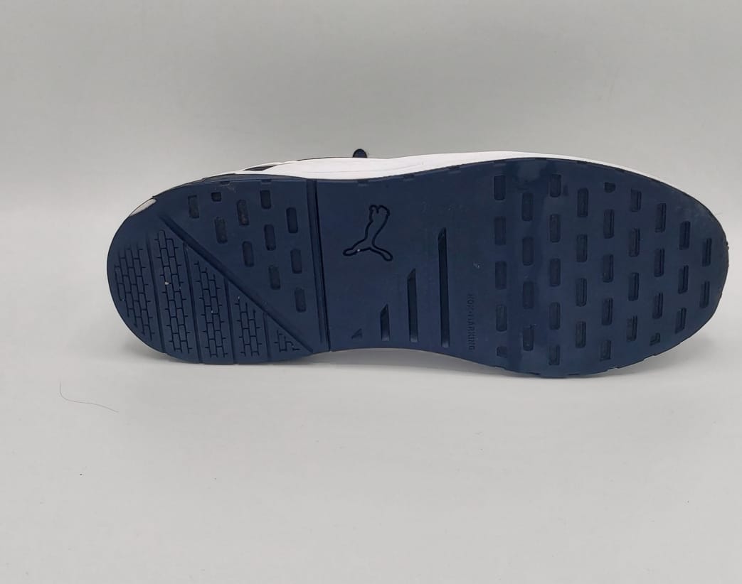Puma SoftFoam sneakers, US 11 UK 10, premium condition lightweight cushioned casual footwear.