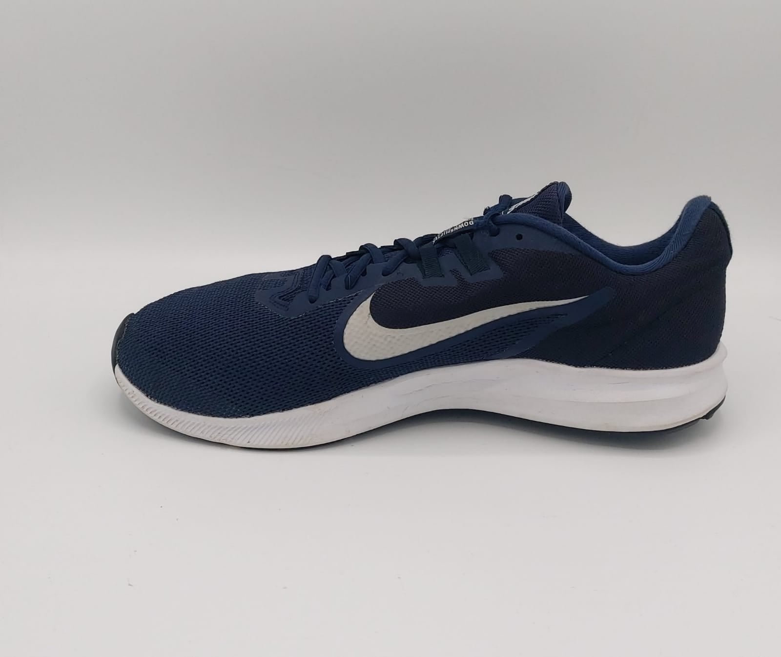 Nike Downshifter 9 men’s running shoes, US 13, excellent condition lightweight cushioned footwear.