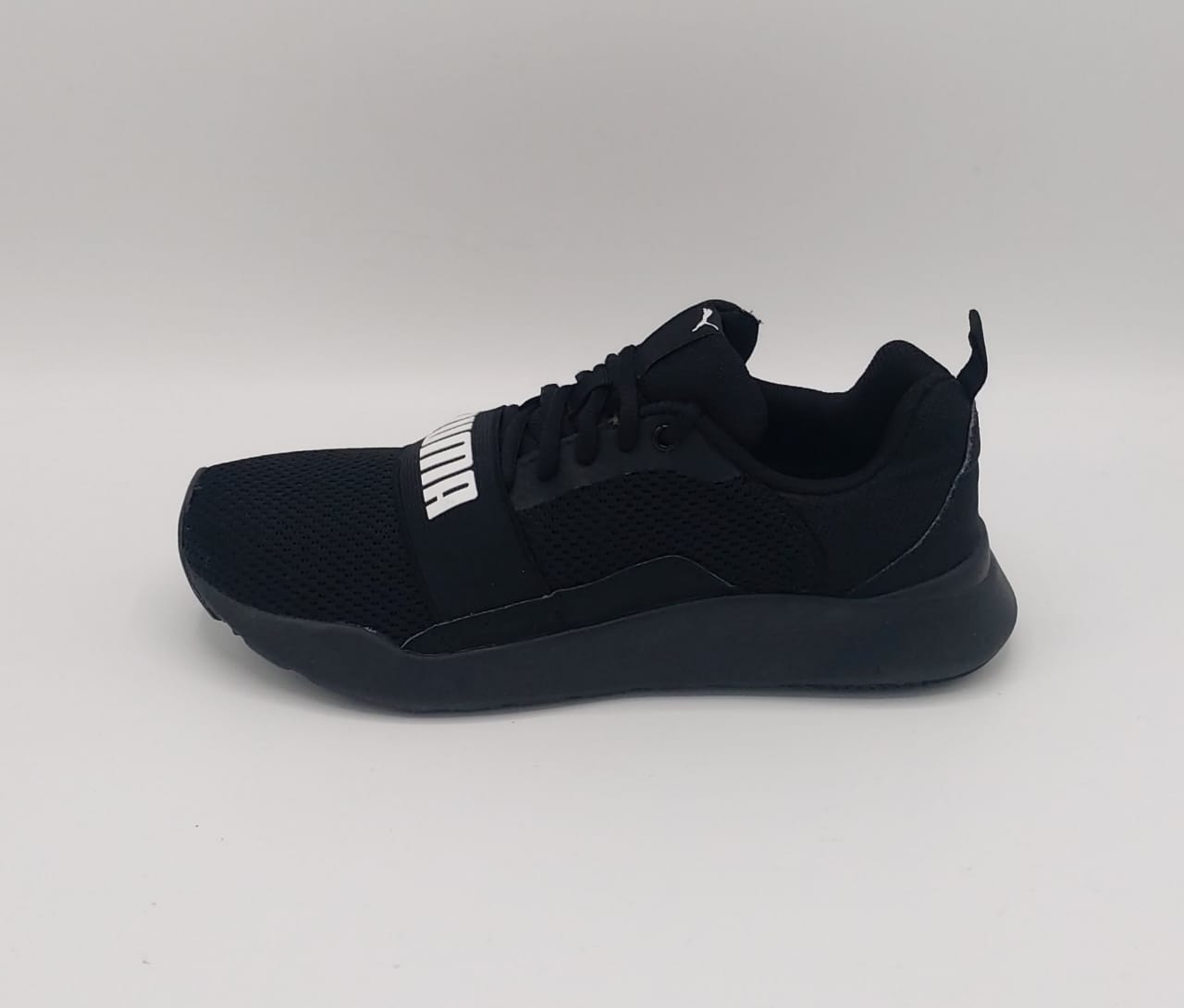 Puma SoftFoam sneakers, US 6.5 UK 5.5, excellent condition cushioned casual footwear.