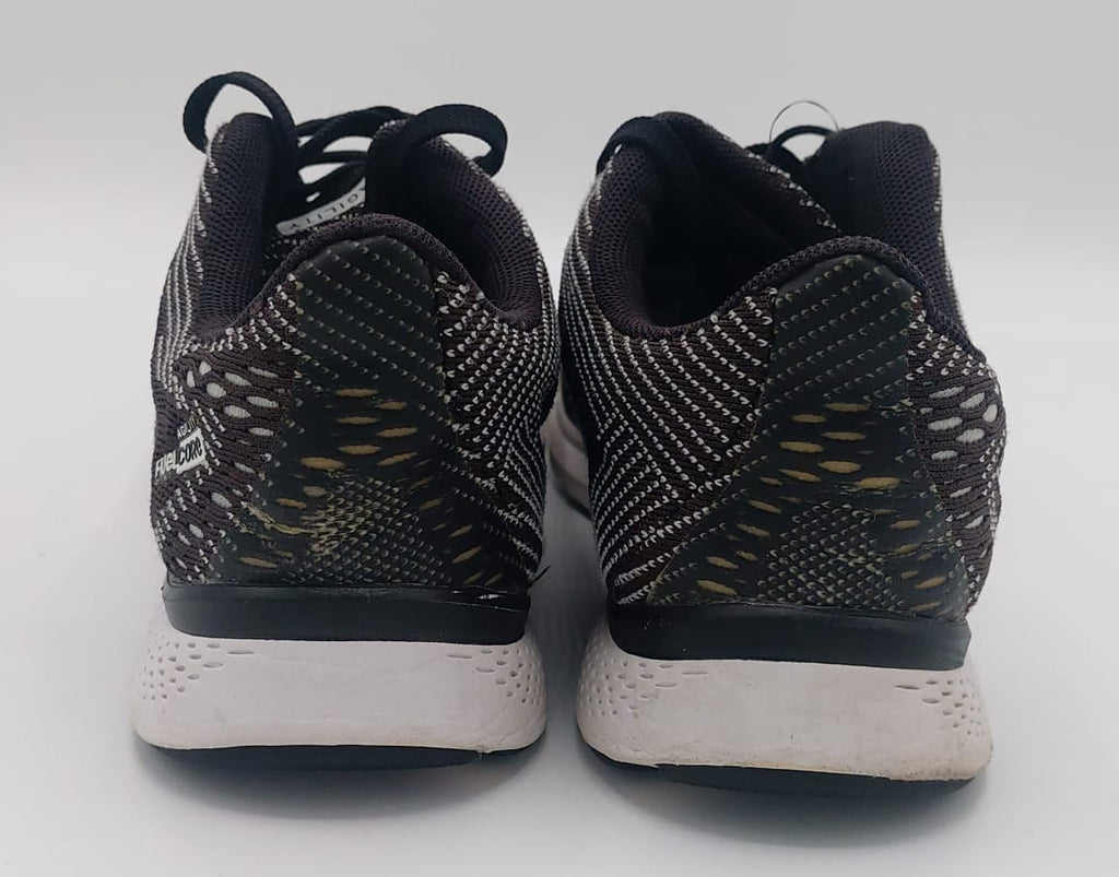 New Balance FuelCore Agility shoes, US 8 UK 6 EUR 39, excellent condition lightweight training footwear.