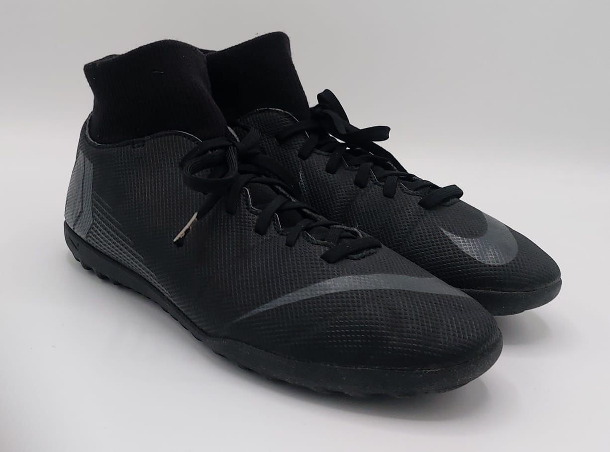 Nike Mercurial Superfly 6 football boots, US 8 UK 7 EUR 41, excellent condition lightweight performance footwear.
