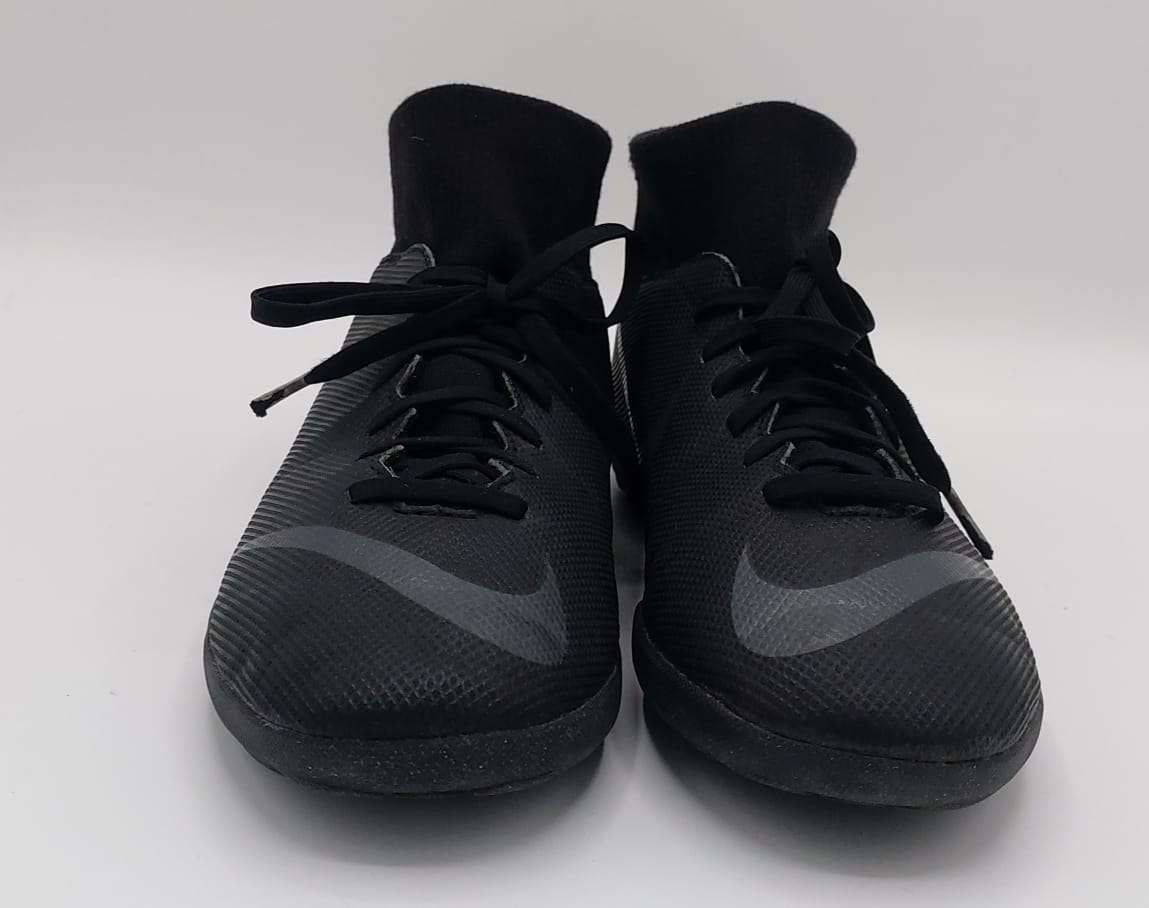 Nike Mercurial Superfly 6 football boots, US 8 UK 7 EUR 41, excellent condition lightweight performance footwear.