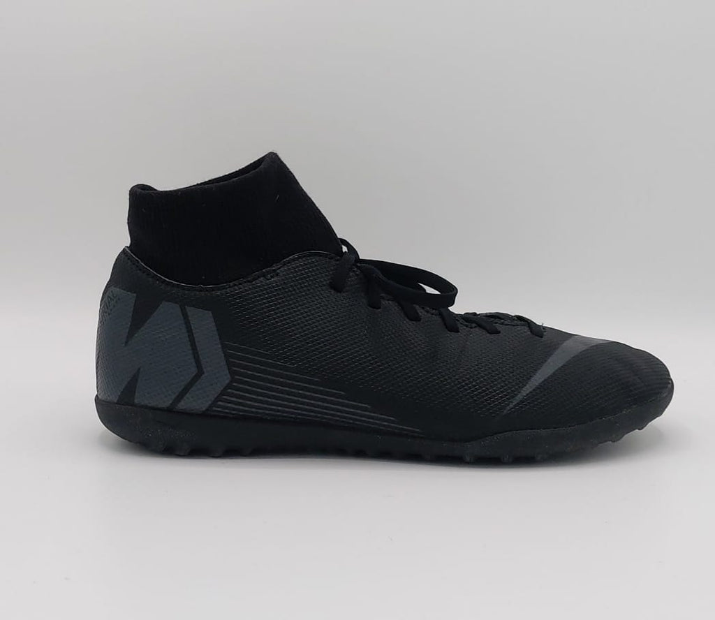 Nike Mercurial Superfly 6 football boots, US 8 UK 7 EUR 41, excellent condition lightweight performance footwear.