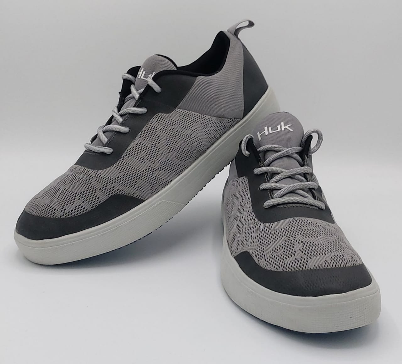 HUK Men’s Mahi lace-up shoes, US 11 UK 10 EUR 45, excellent condition durable casual footwear.