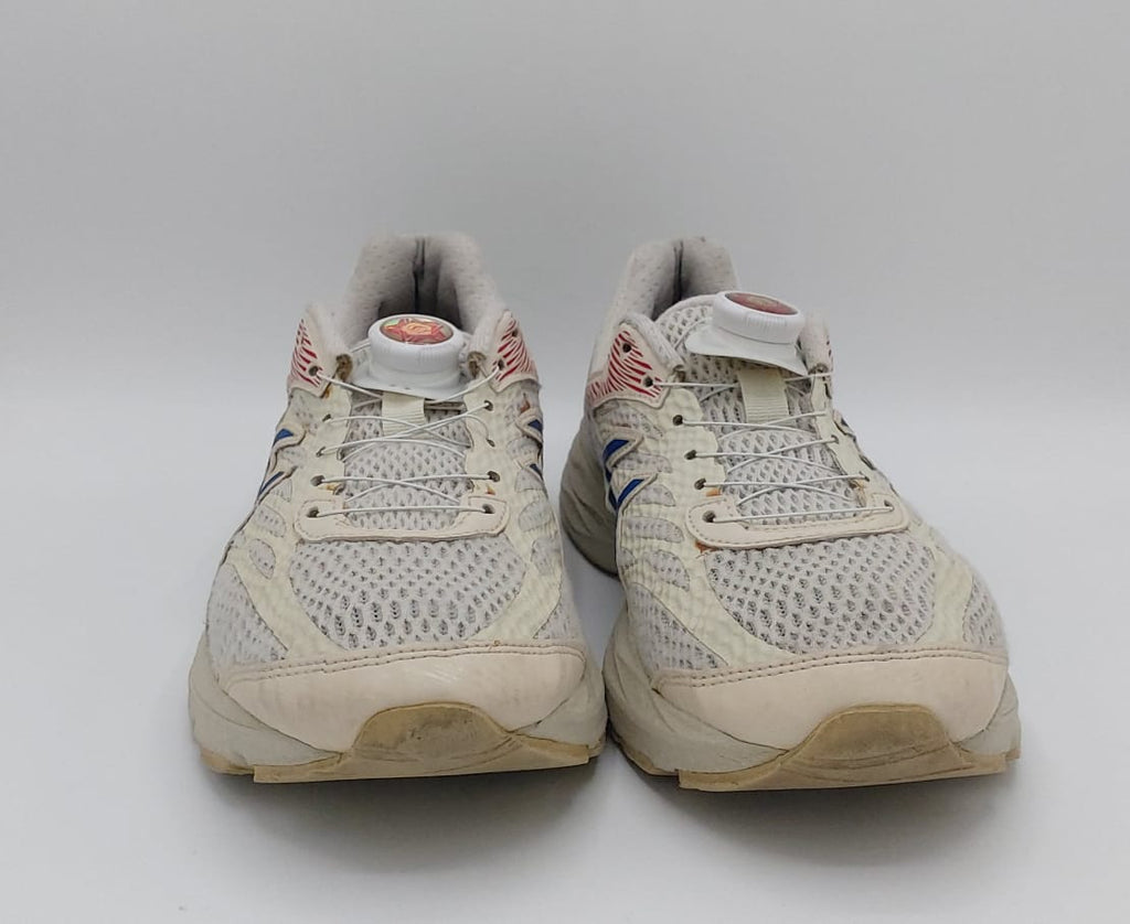 ASICS Gel-Flux 4 running shoes, US 7.5 EUR 40.5, good condition cushioned footwear.