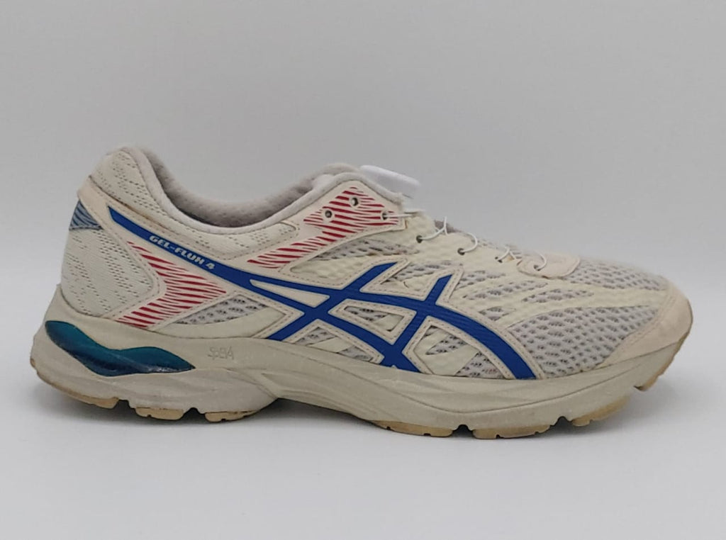 ASICS Gel-Flux 4 running shoes, US 7.5 EUR 40.5, good condition cushioned footwear.