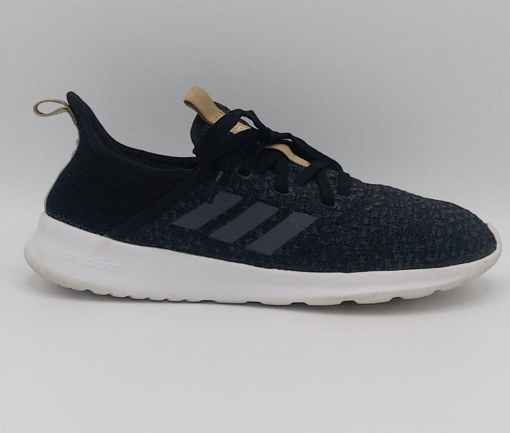 Adidas Cloudfoam shoes, US 9 UK 7.5, excellent condition lightweight cushioned casual footwear.