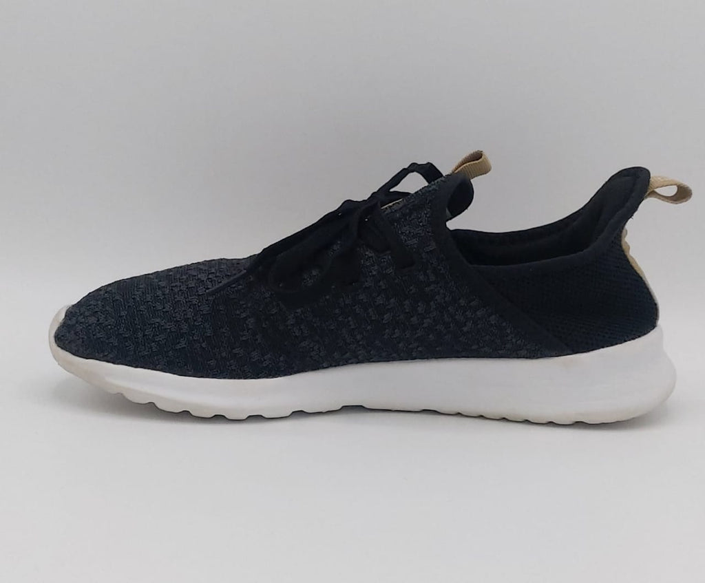 Adidas Cloudfoam shoes, US 9 UK 7.5, excellent condition lightweight cushioned casual footwear.