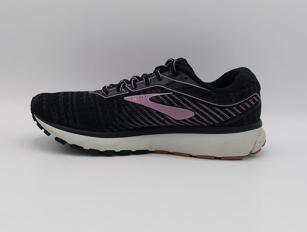 Brooks Ghost 12 running shoes, US 8.5 UK 6.5 EUR 40, excellent condition cushioned running footwear.