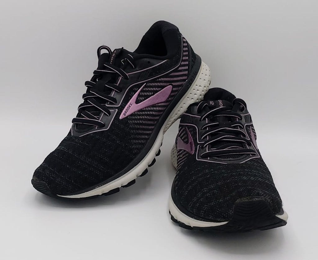 Brooks Ghost 12 running shoes, US 8.5 UK 6.5 EUR 40, excellent condition cushioned running footwear.