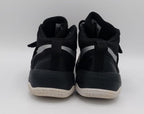 Nike Team Hustle 08 basketball shoes, US 6 UK 5.5 EUR 38.5, excellent condition cushioned court footwear.