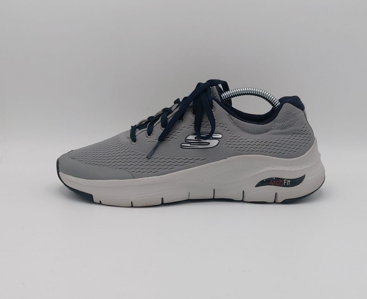Skechers Arch Fit shoes, US 7 UK 6 EUR 39.5, premium condition cushioned supportive footwear.