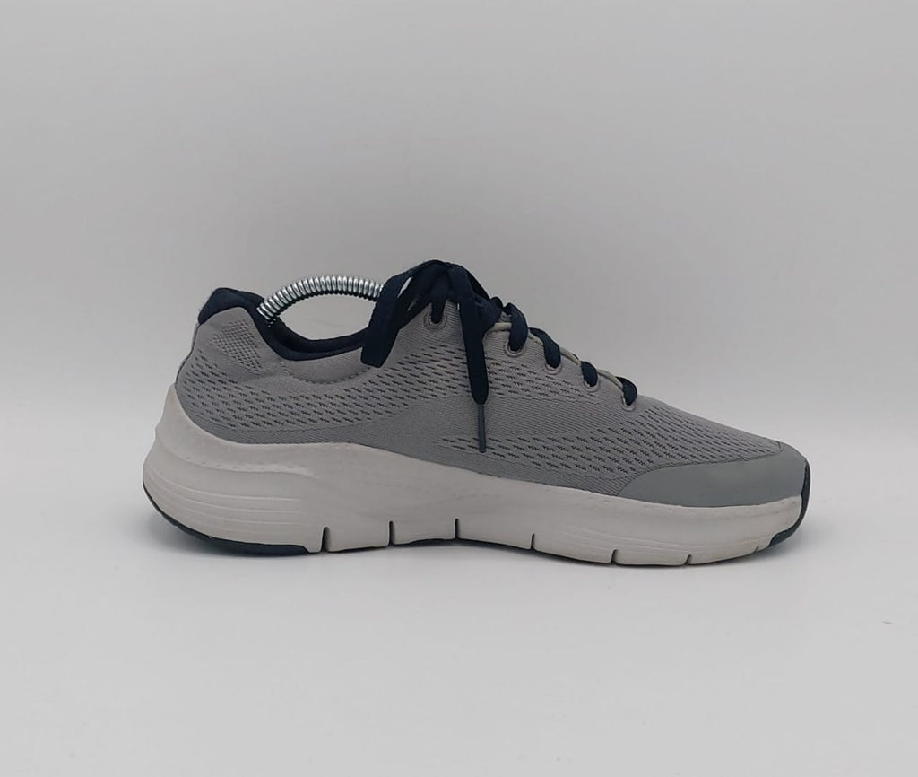 Skechers Arch Fit shoes, US 7 UK 6 EUR 39.5, premium condition cushioned supportive footwear.