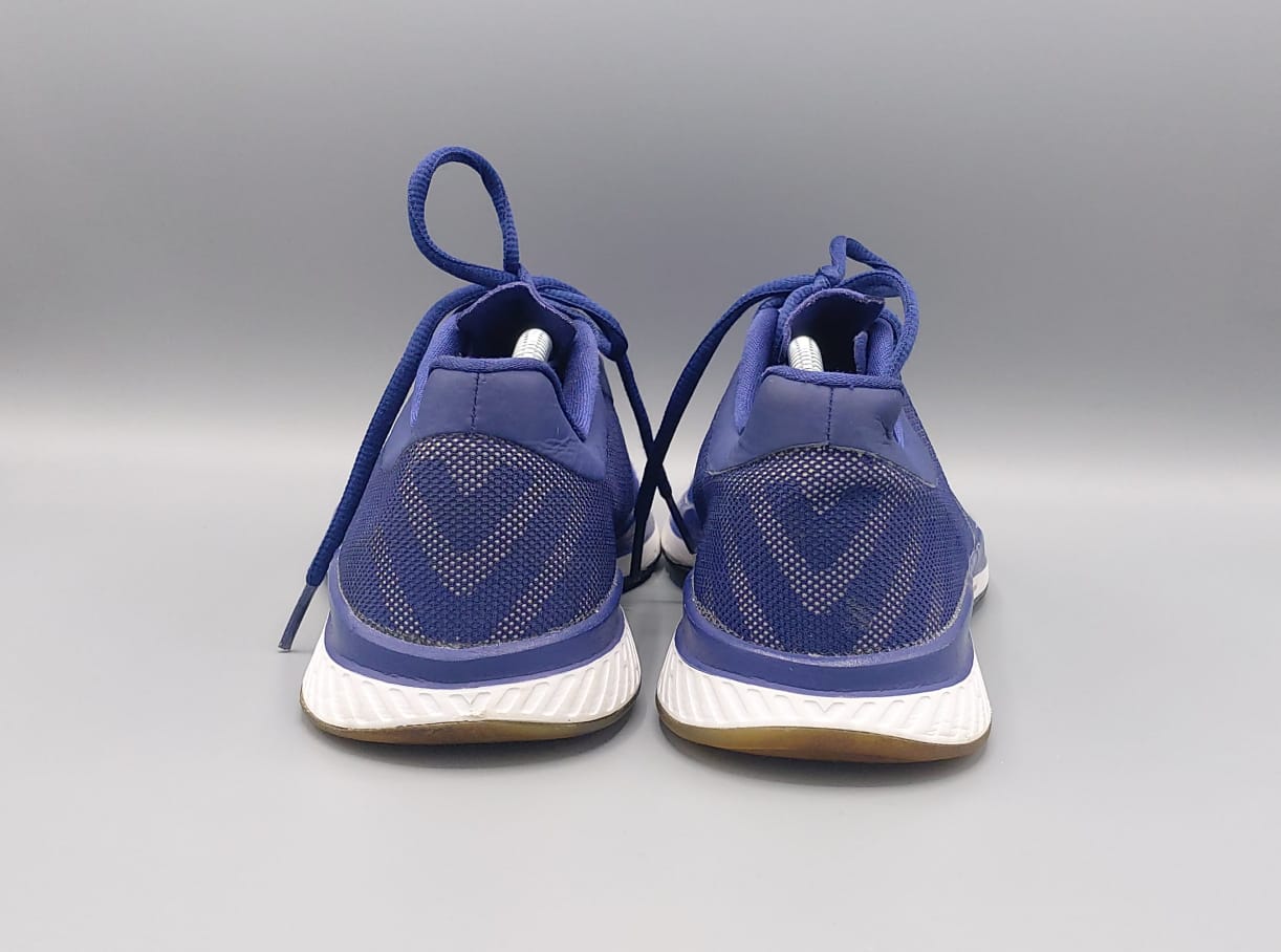 Nike Zoom running shoes, US 8.5 UK 7.5 EUR 42, excellent condition cushioned performance footwear.