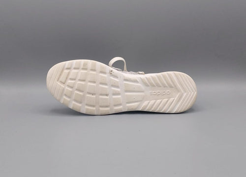 Adidas Cloudfoam shoes, US 8.5 UK 7, excellent condition lightweight cushioned casual footwear.