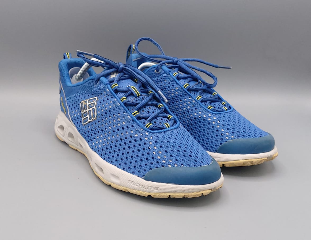 Columbia Techlite shoes, US 8.5 UK 7.5 EUR 41.5, excellent condition lightweight outdoor footwear.