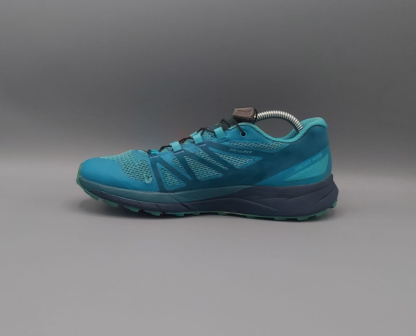 Salomon Sense Ride trail shoes, US 7 UK 5.5 EUR 38.5, good condition cushioned outdoor footwear.