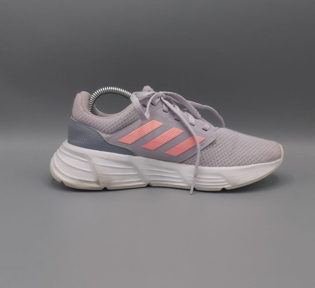 Adidas Cloudfoam shoes, US 7.5 UK 6, good condition lightweight cushioned casual footwear.