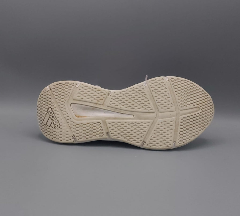 Adidas Cloudfoam shoes, US 7.5 UK 6, good condition lightweight cushioned casual footwear.