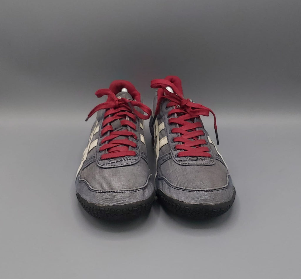 Asics Onitsuka Tiger shoes, US 8 EUR 41.5, excellent condition lightweight classic sneakers.