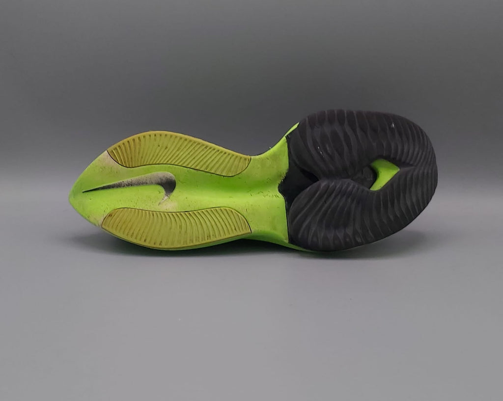 Nike Air Zoom running shoes, US 9 UK 8 EUR 42.5, excellent condition lightweight responsive cushioning performance shoes.