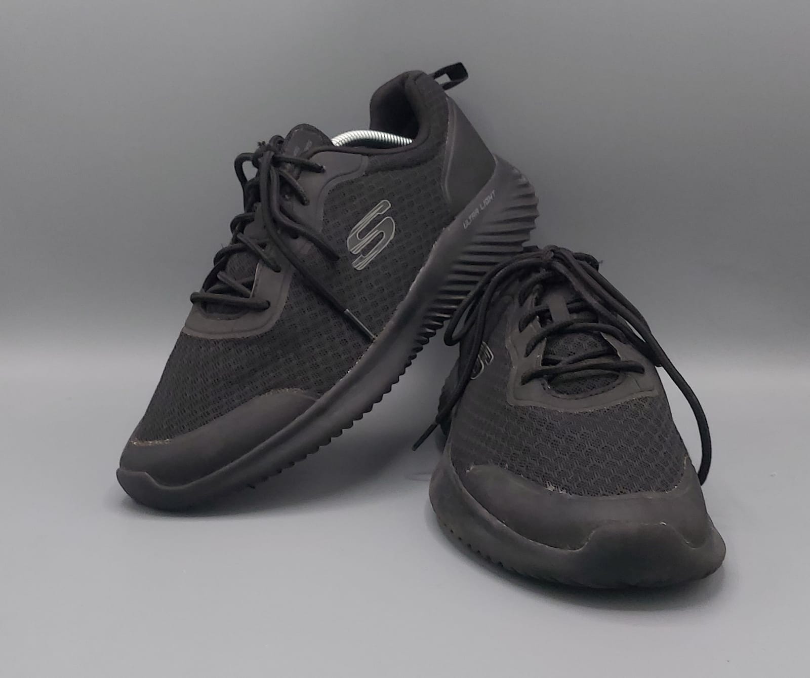 Skechers Ultra Light shoes, US 9 UK 8 EUR 42, very good condition lightweight casual footwear.