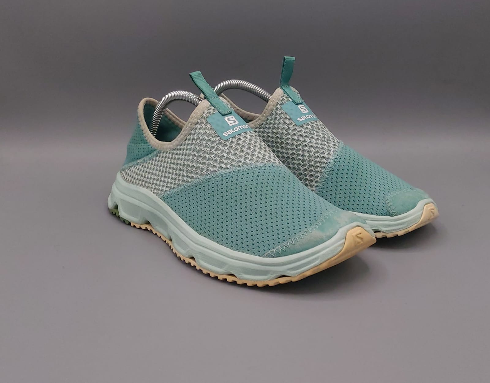 Salomon RX Relax Moc shoes, US 8.5 UK 7 EUR 40.5, excellent condition lightweight recovery slip-on footwear.
