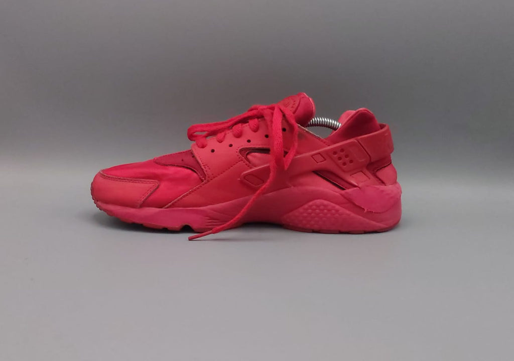 Nike Air Huarache sneakers, US 10 UK 7.5 EUR 42, very good condition cushioned casual footwear.