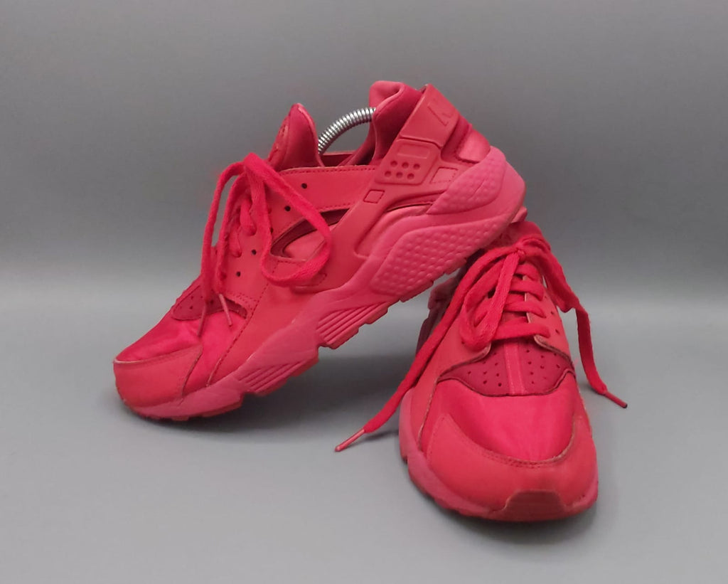 Nike Air Huarache sneakers, US 10 UK 7.5 EUR 42, very good condition cushioned casual footwear.