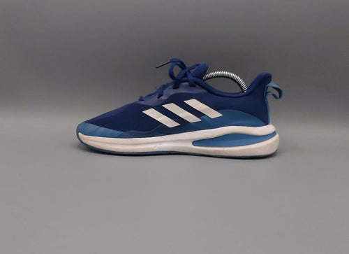 Adidas FortaRun shoes, US 5 UK 4.5, excellent condition lightweight running sneakers.