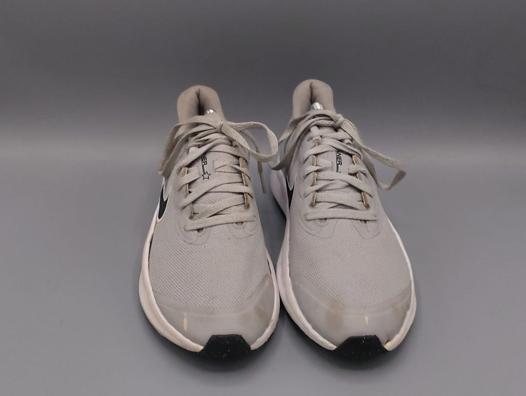 Nike Star Runner shoes, US 7 UK 6 EUR 40, excellent condition lightweight running footwear.