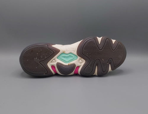 Adidas Nice Kicks shoes, US 10 UK 9.5, excellent condition stylish casual sneakers.